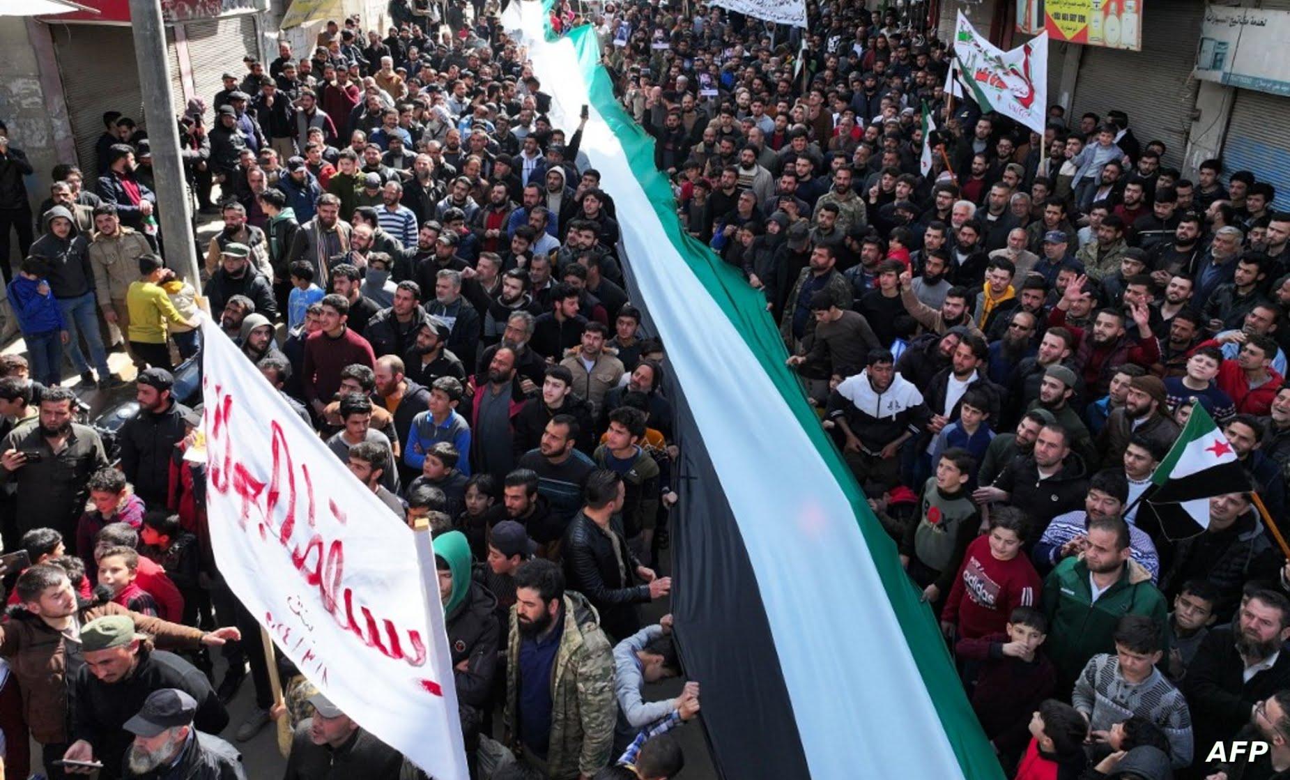 تجمُّع الحَراك الثوري يحدد موقفه من الاتفاق بين تحرير الشام والمحتجين
