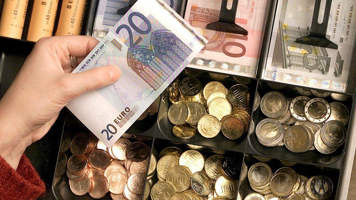 أسعار صرف العملات والذهب في سورية وتركيا اليوم الأربعاء 26/ 6/ 2024