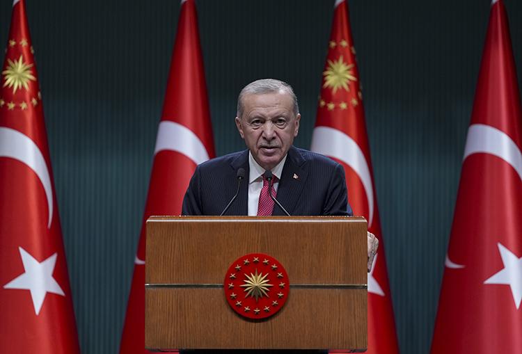 أردوغان يعلق على أحداث الشمال السوري