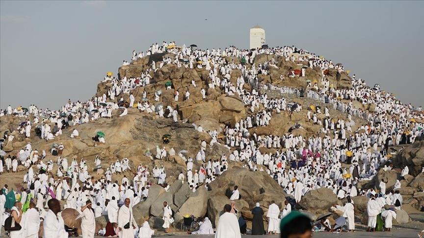 السعودية: عدد الحجاج هذا العام تجاوز الـ 1.8 مليون حاج
