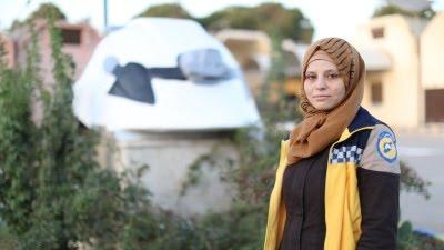 آمنة البش"... من صفوف التطوع مع (الخوذ البيضاء) إلى دخول قائمة (BBC) لأكثر 100 امرأة ملهمة حول العالم
