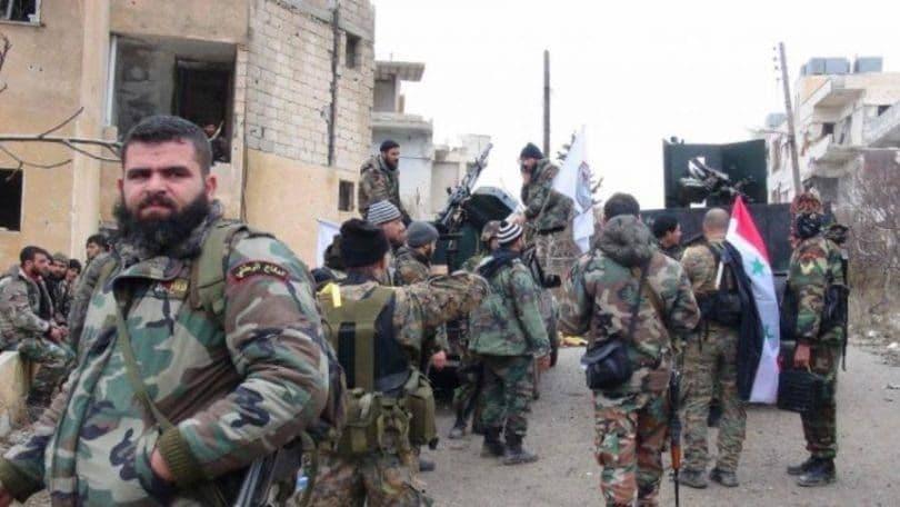 اشتباكات مسلحة بين الدفاع الوطني والفرقة الرابعة شرق دير الزور