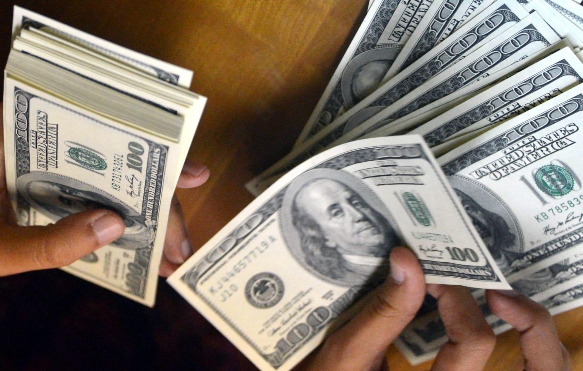 سعر صرف الليرة السورية والتركية مقابل الدولار اليوم الخميس 14/ 3/ 2024