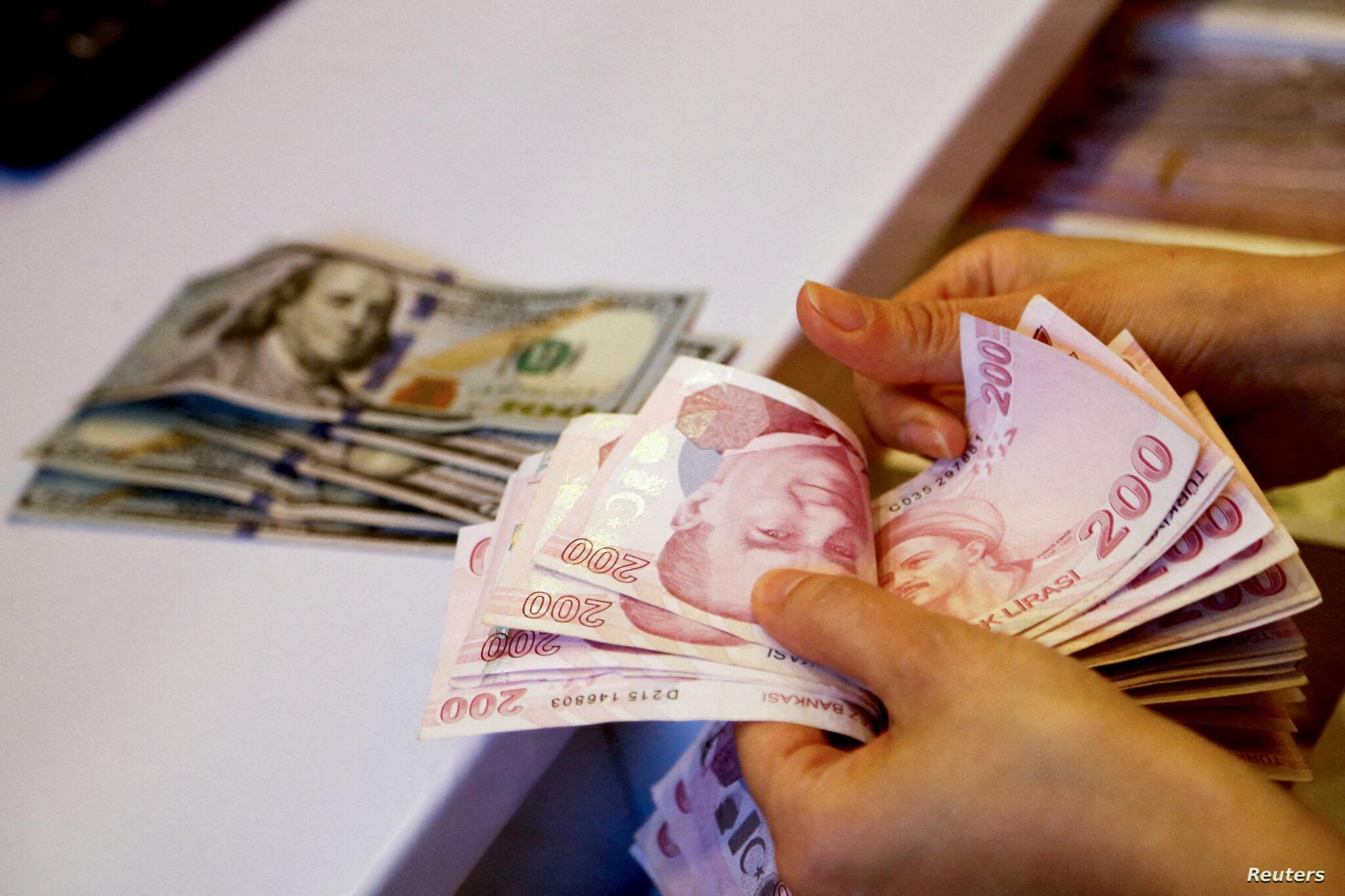 سعر صرف الليرة السورية والتركية مقابل الدولار اليوم الأربعاء 10/ 4/ 2024