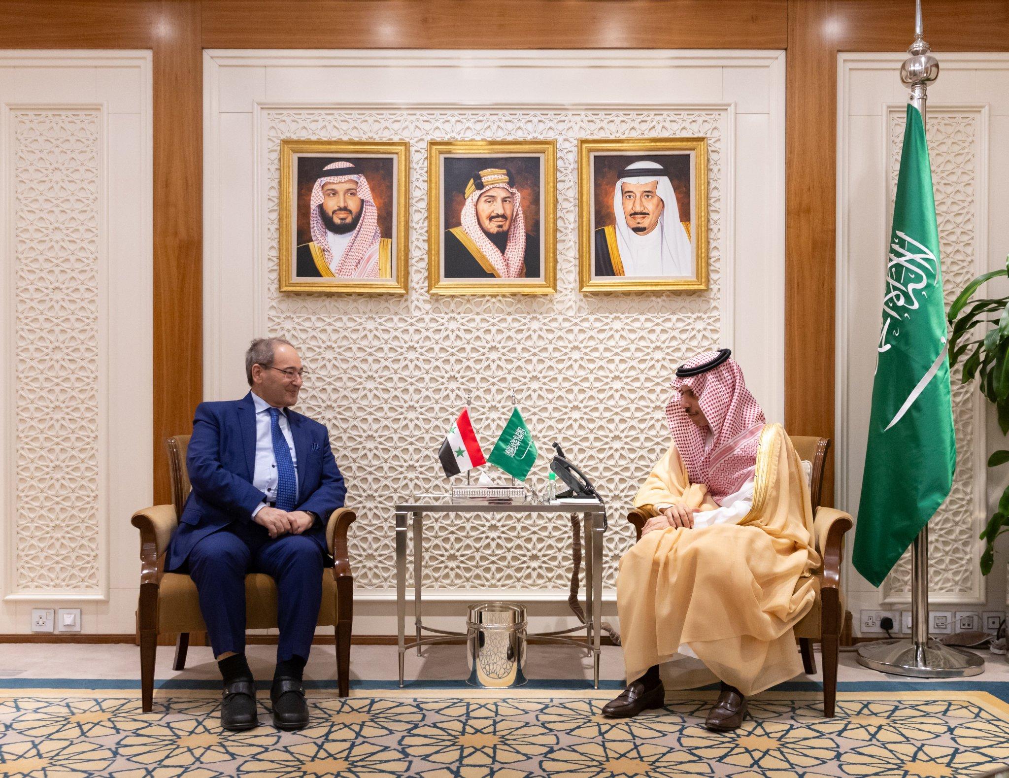 فيصل المقداد يزور السعودية ويلتقي وزير خارجيتها