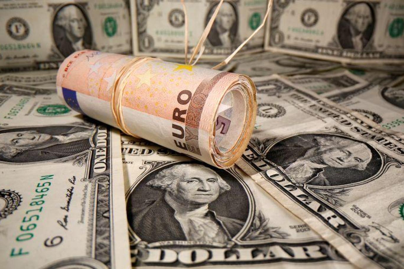 سعر صرف الليرة السورية والتركية مقابل الدولار اليوم الثلاثاء 19/ 3/ 2024