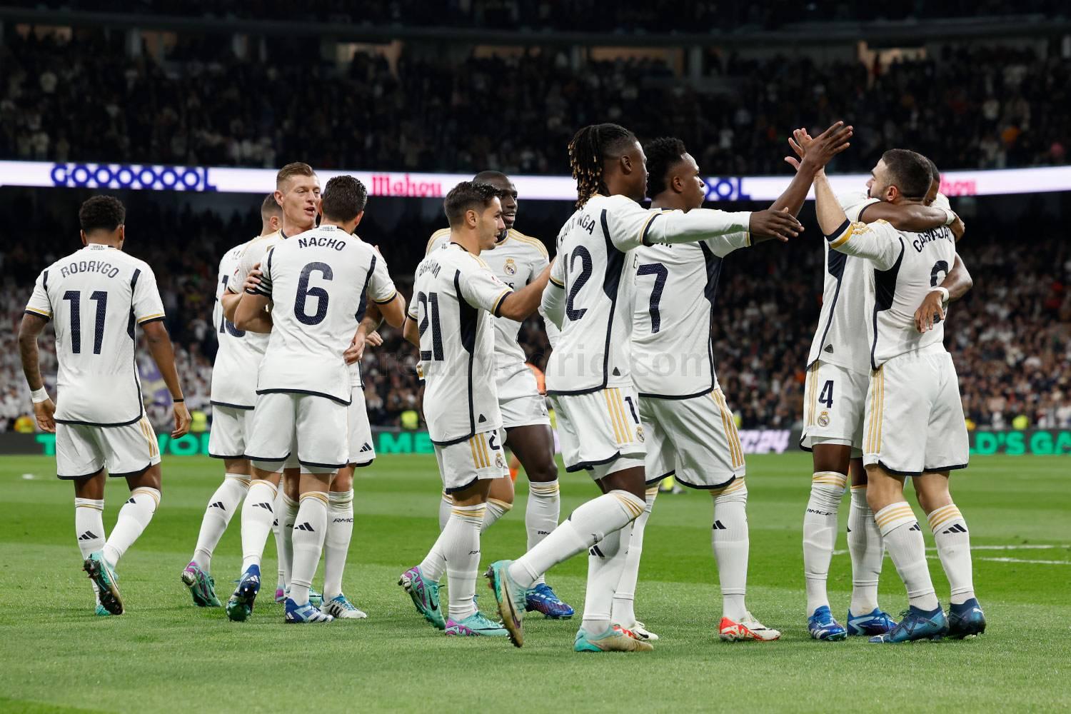 ريال مدريد يكتسح فالنسيا بخماسية في الدوري الإسباني