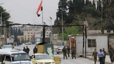 حصار النظام السوري لأحياء كردية في مدينة حلب يجبر الإدارة الذاتية على تعليق خدماتها