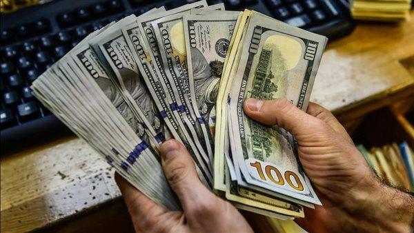 انخفاض في قيمة الليرة السورية أمام باقي العملات
