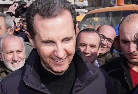 الغارديان": ابتسامة بشار الأسد بعد الزلزال إشارة لرغبته اغتنام الفرصة للعودة دولياً