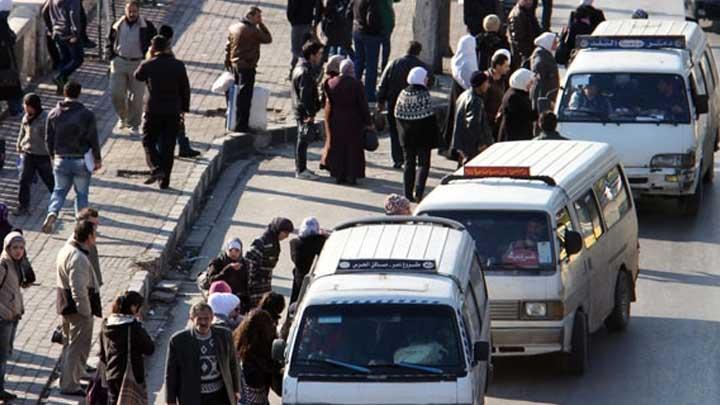 دمشق تشهد أزمة مواصلات خانقة والأهالي يبحثون عن وسائل بديلة