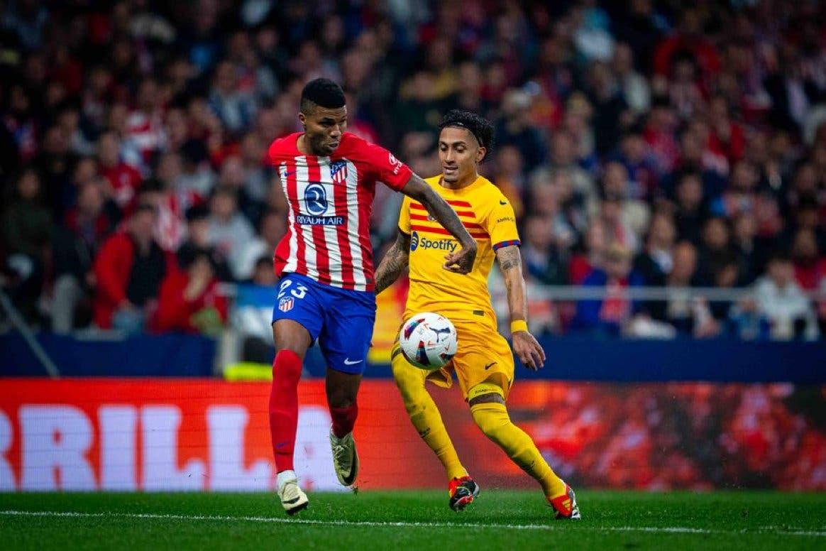 برشلونة يهزم أتلتيكو مدريد ويرتقي إلى وصافة الدوري الإسباني