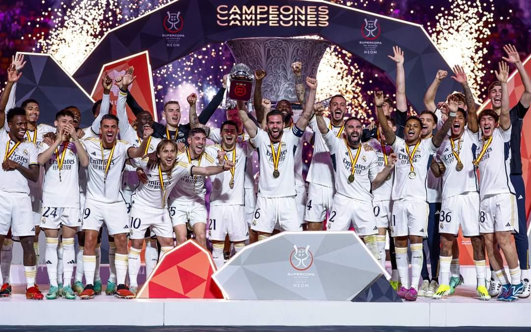 ريال مدريد يهزم برشلونة برباعية ويُتوَّج بلقب السوبر الإسباني