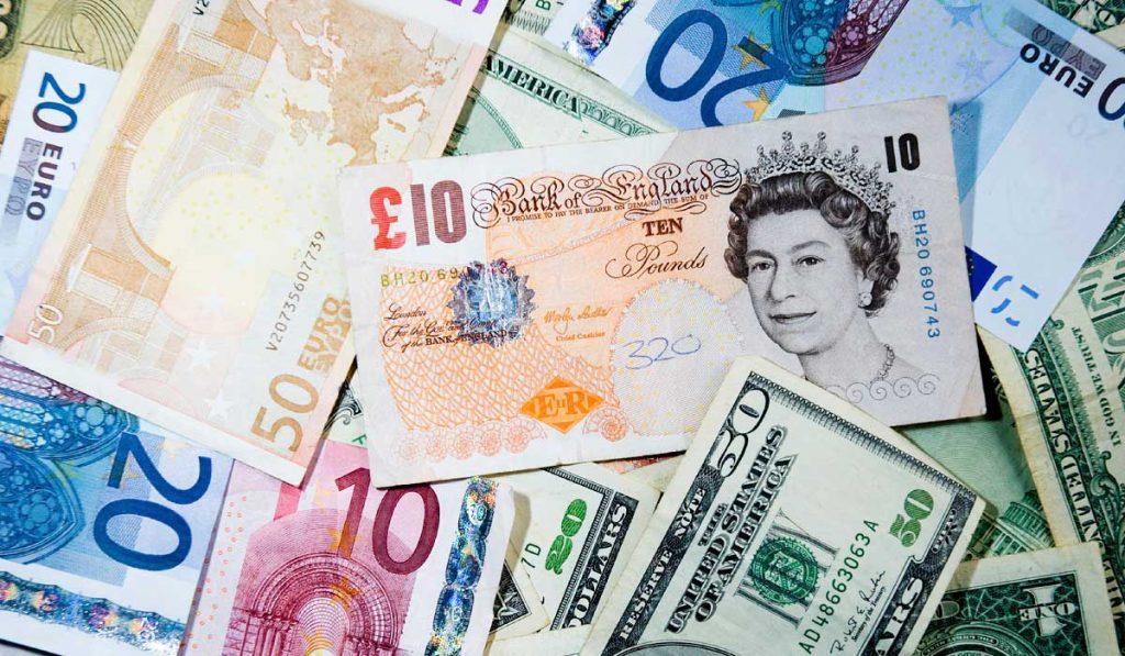أسعار صرف العملات والذهب في سورية وتركيا اليوم الثلاثاء