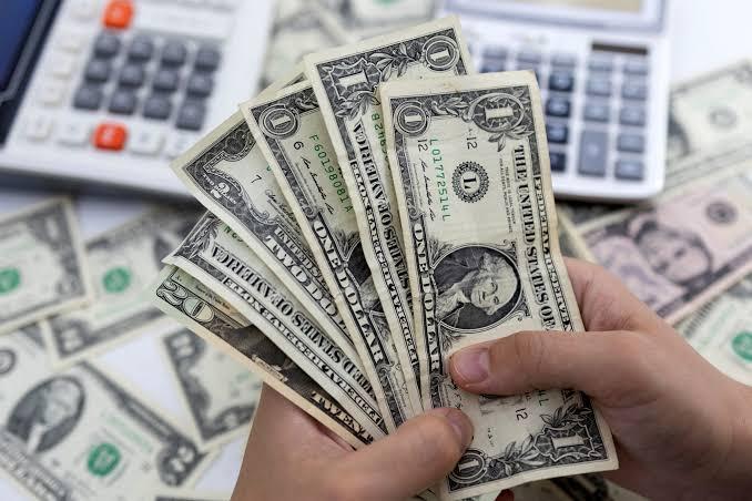 سعر صرف الليرة السورية والتركية مقابل الدولار اليوم الخميس 19/ 10/ 2023
