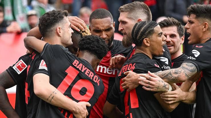 باير ليفركوزن يتوج ببطولة الدوري الألماني للمرة الأولى في تاريخه