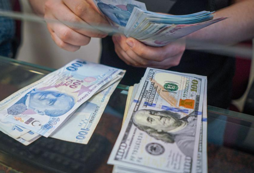 سعر صرف الليرة السورية والتركية مقابل الدولار اليوم الأحد 17/ 3/ 2024
