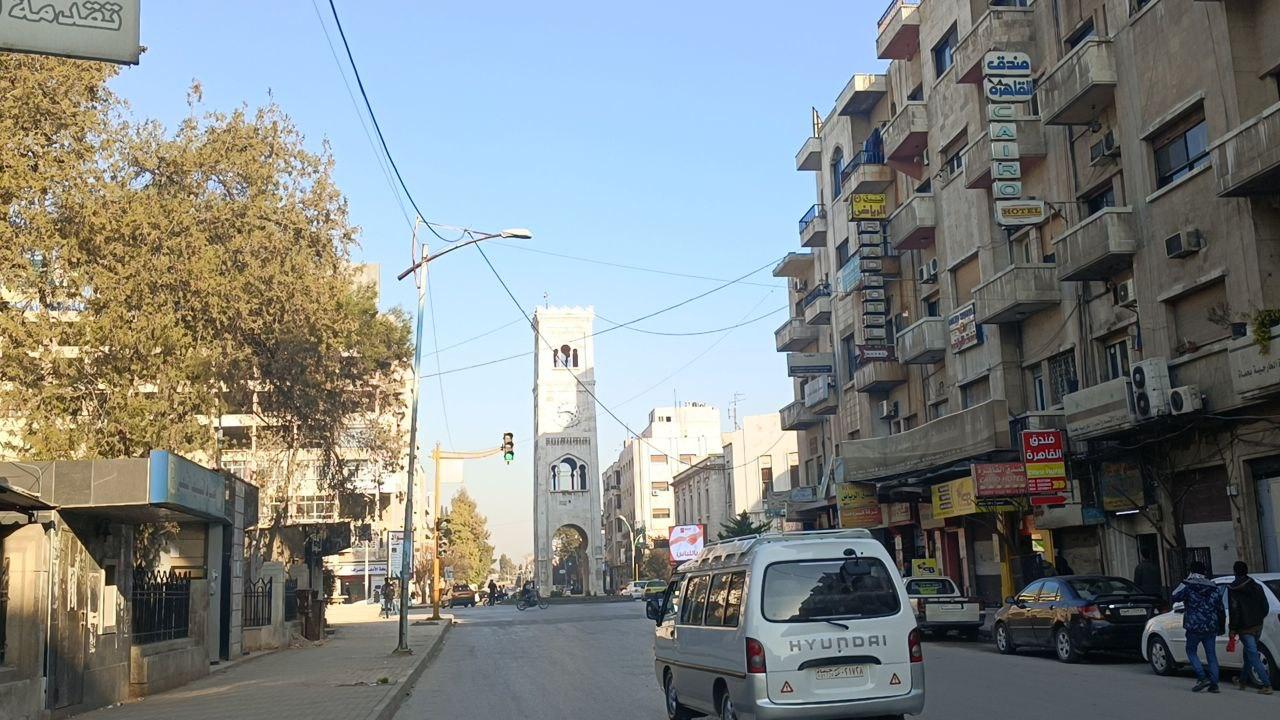 الفلتان الأمني يتسبب بمقتل شاب على باب منزله في مدينة حماة