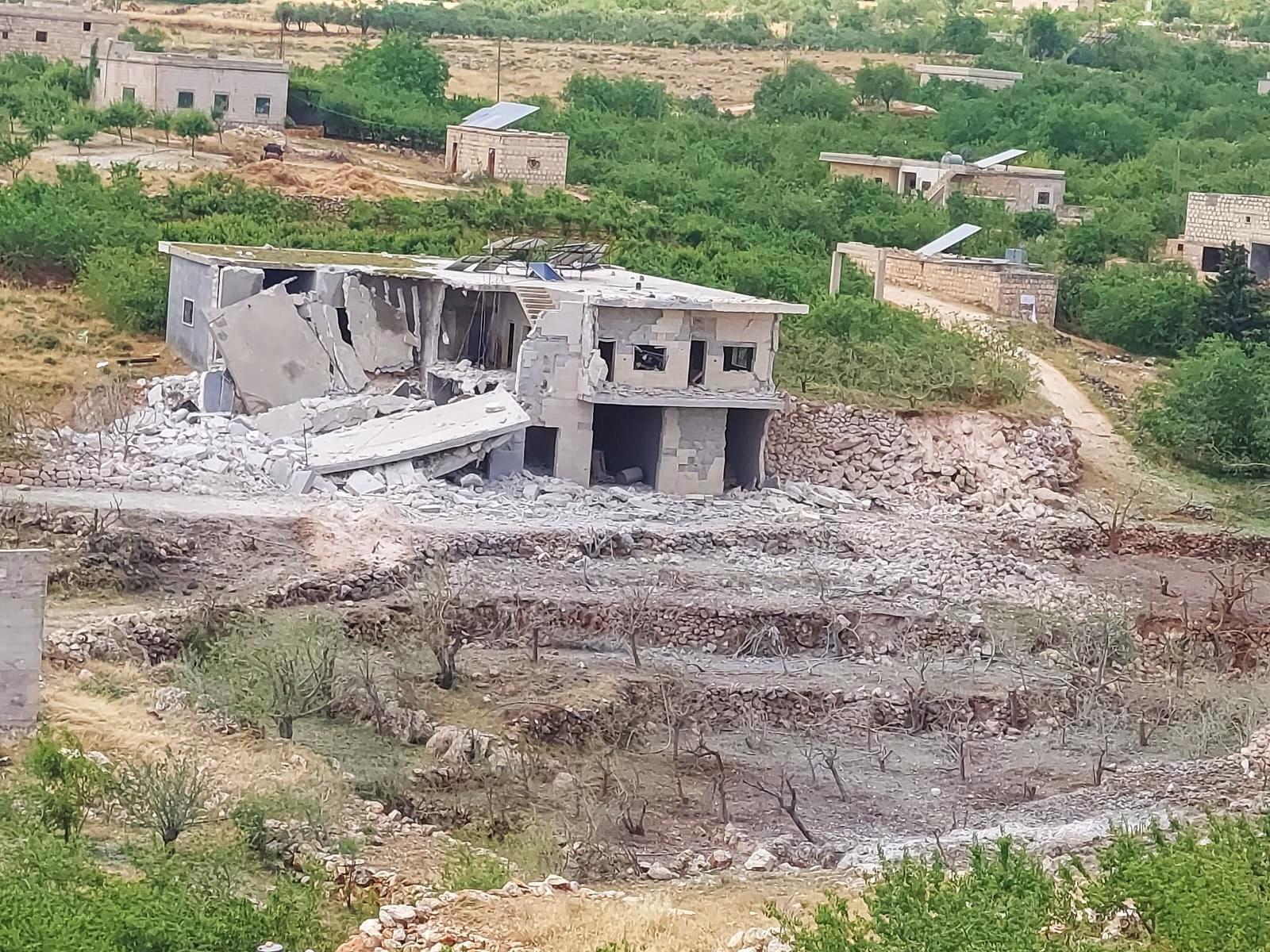 روسيا تُصعّد في إدلب وتقصف جبل الزاوية